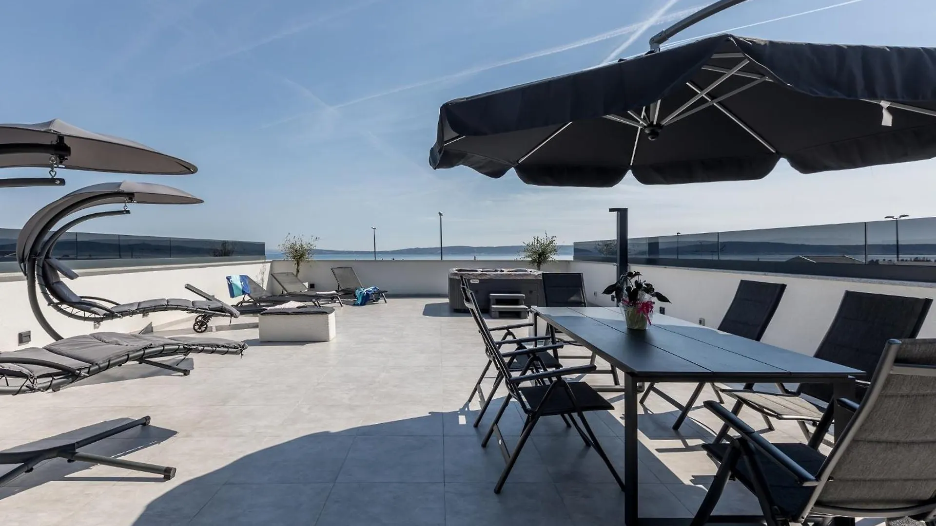 Scenic Kastel Luksic Apartments Kastela Croatia