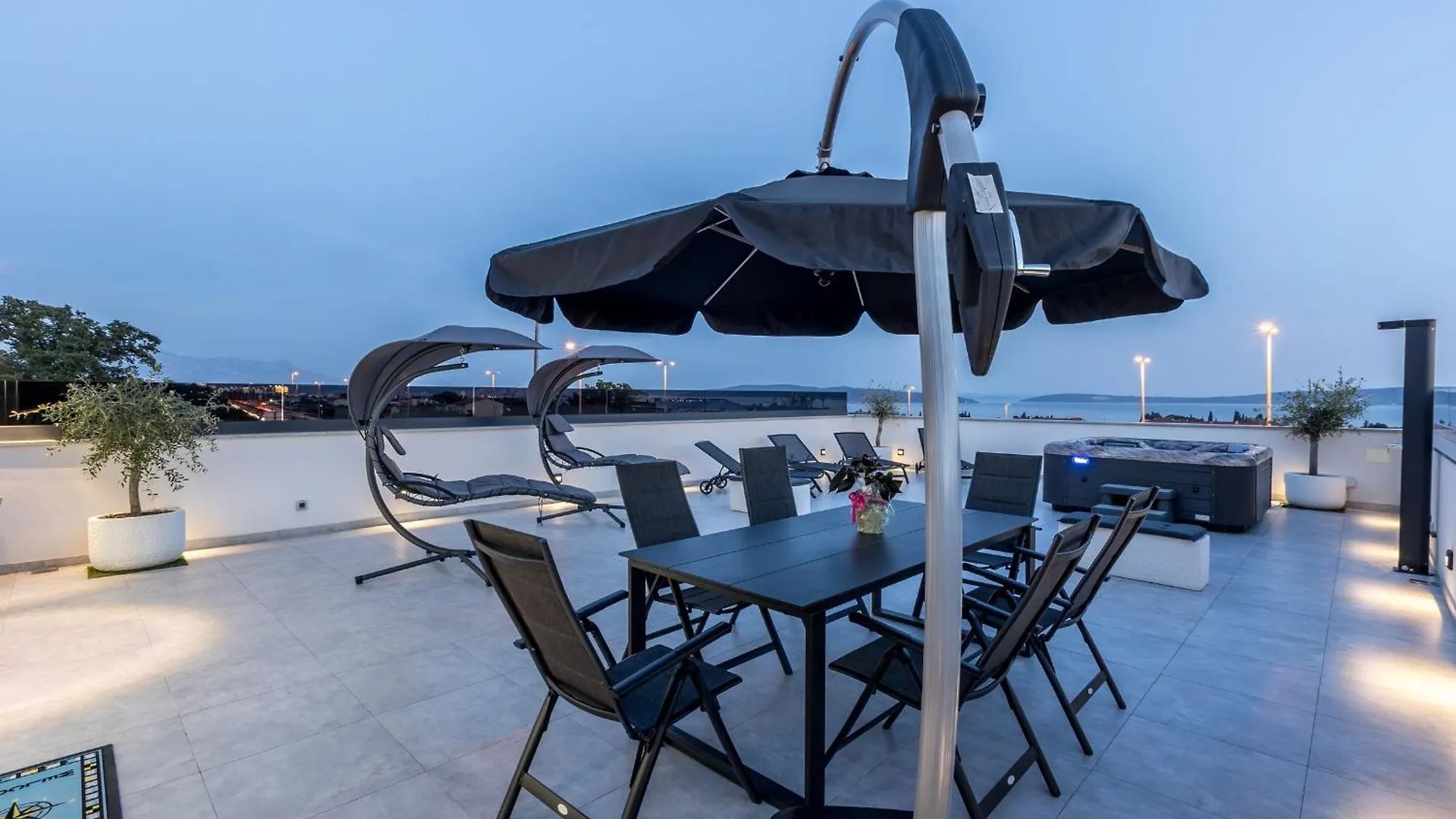 Scenic Kastel Luksic Apartments Kastela 0*,  Croatia