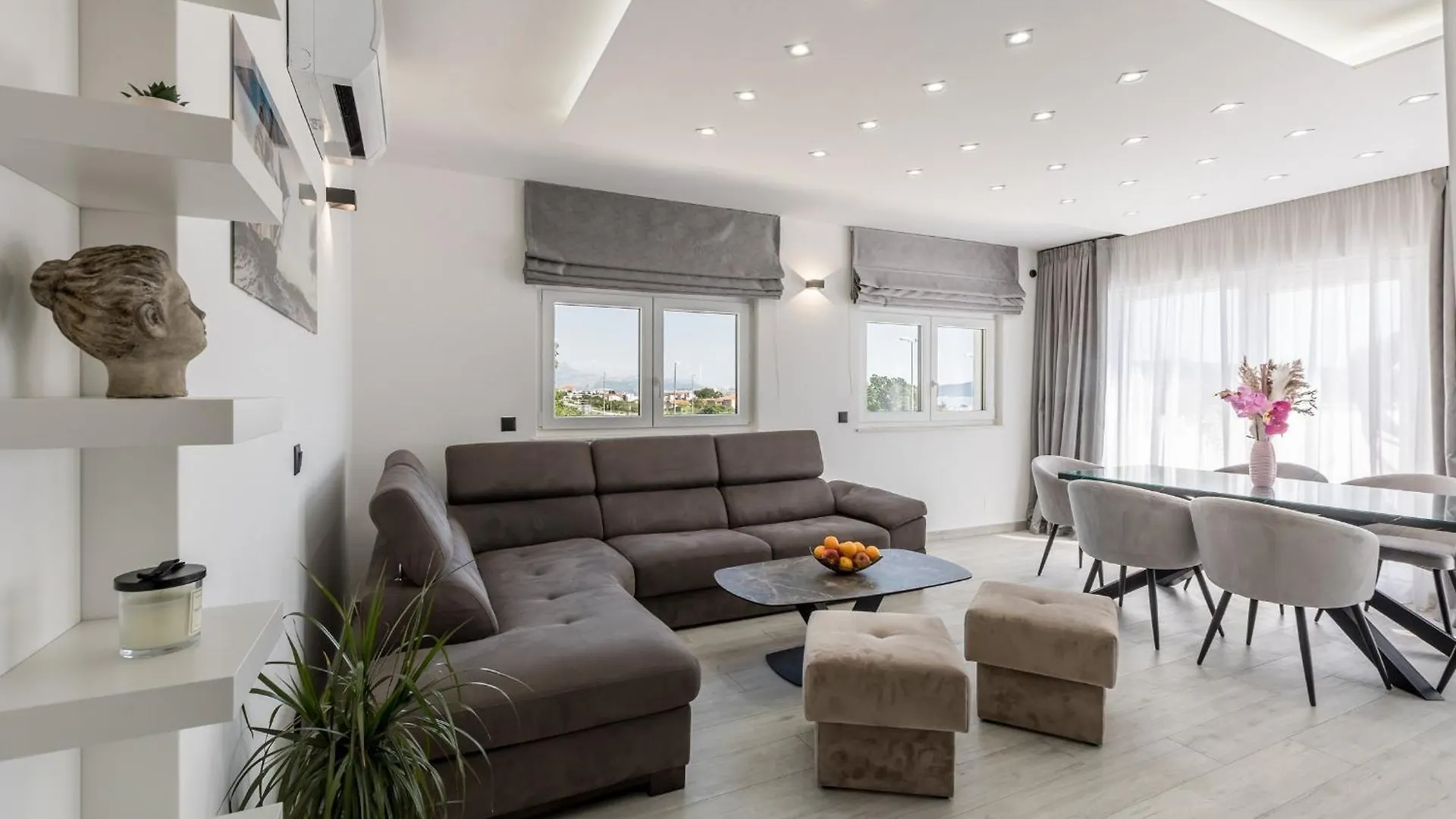 Scenic Kastel Luksic Apartments Kastela
