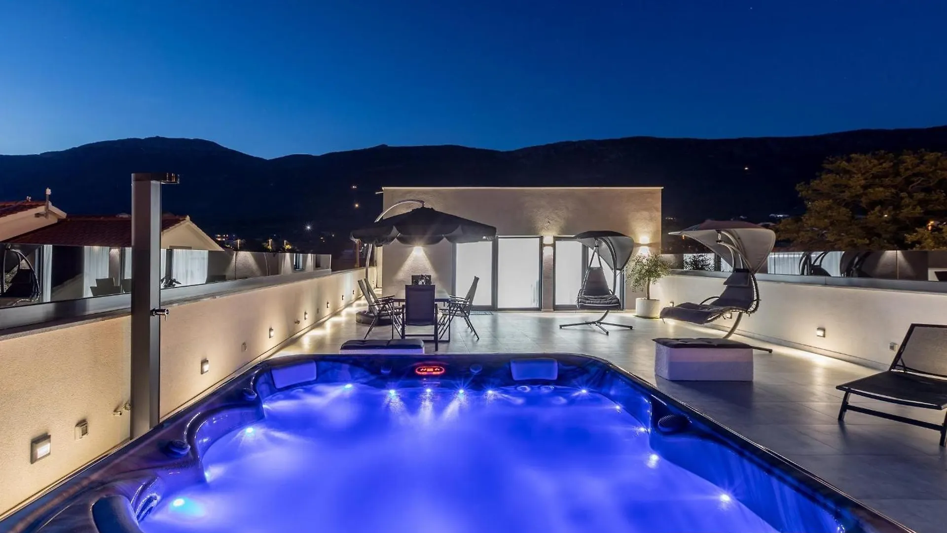 Scenic Kastel Luksic Apartments Kastela 0*,  Croatia