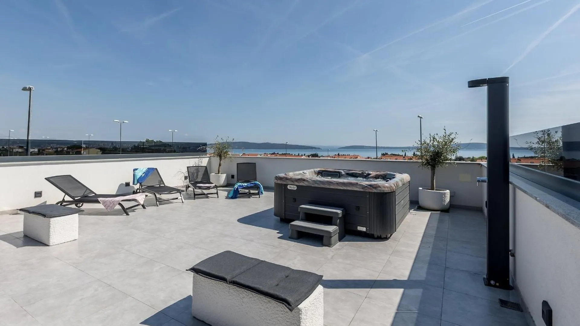 Scenic Kastel Luksic Apartments Kastela