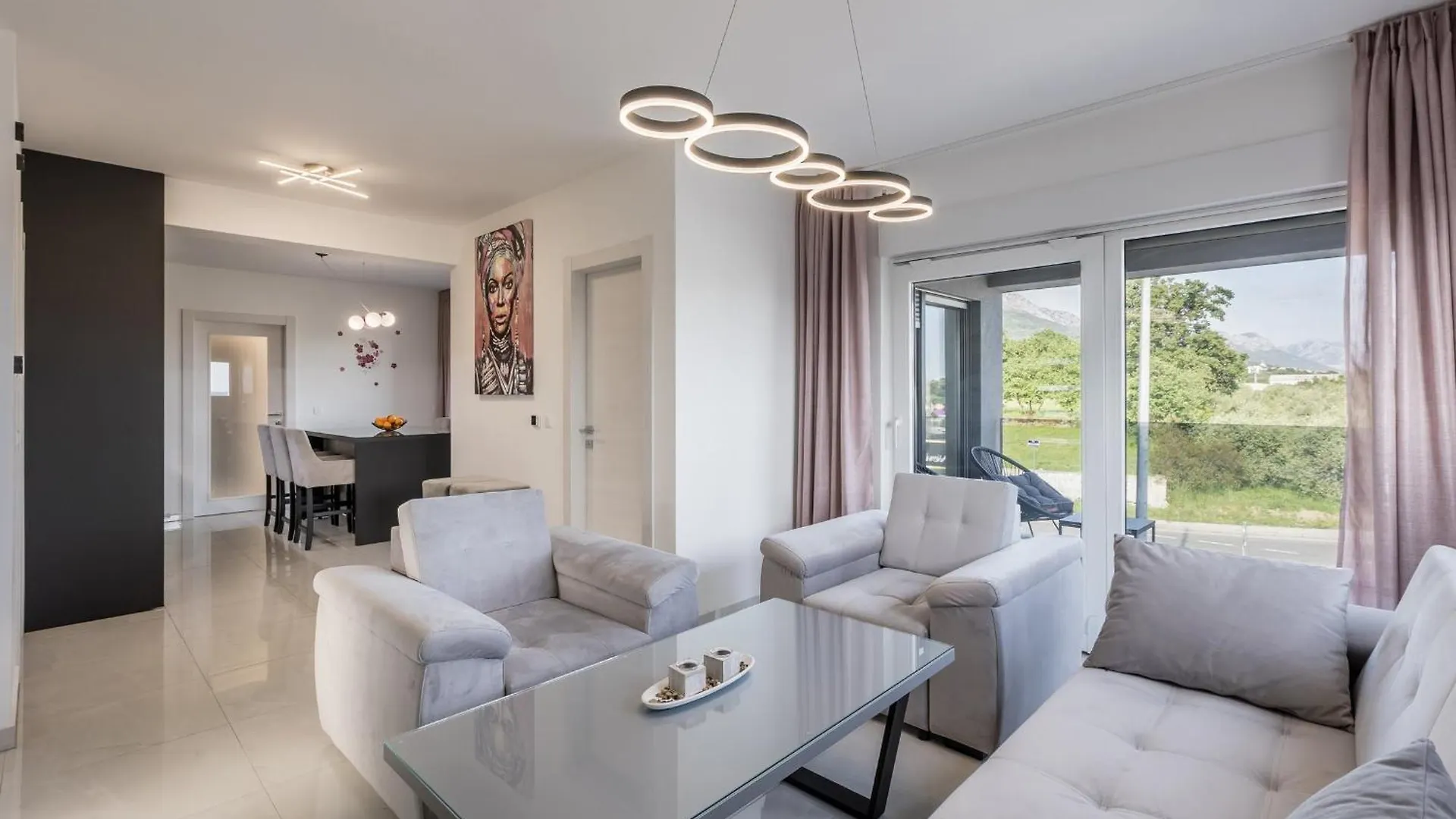 Scenic Kastel Luksic Apartments Kastela Croatia