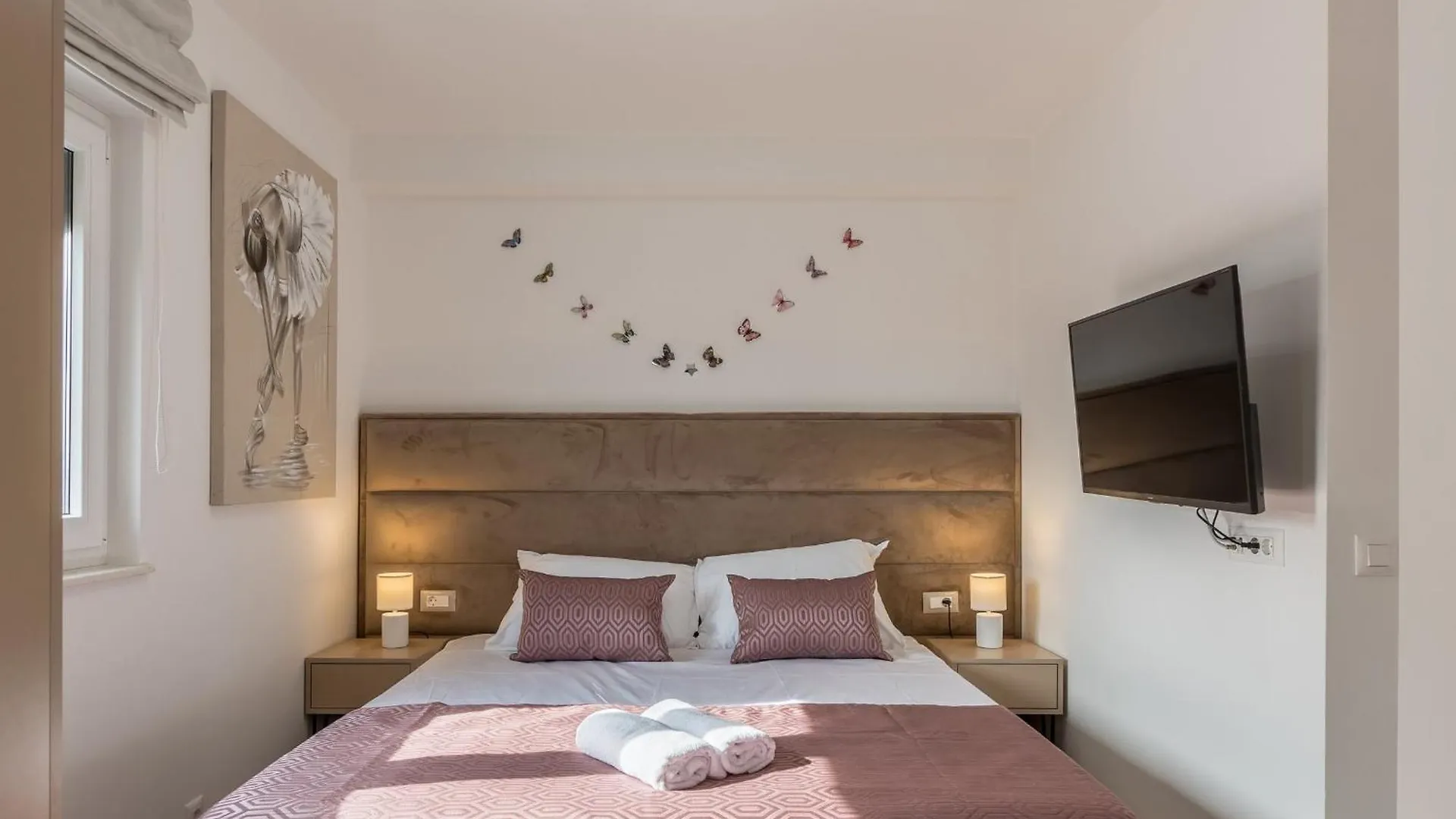 Scenic Kastel Luksic Apartments Kastela Croatia