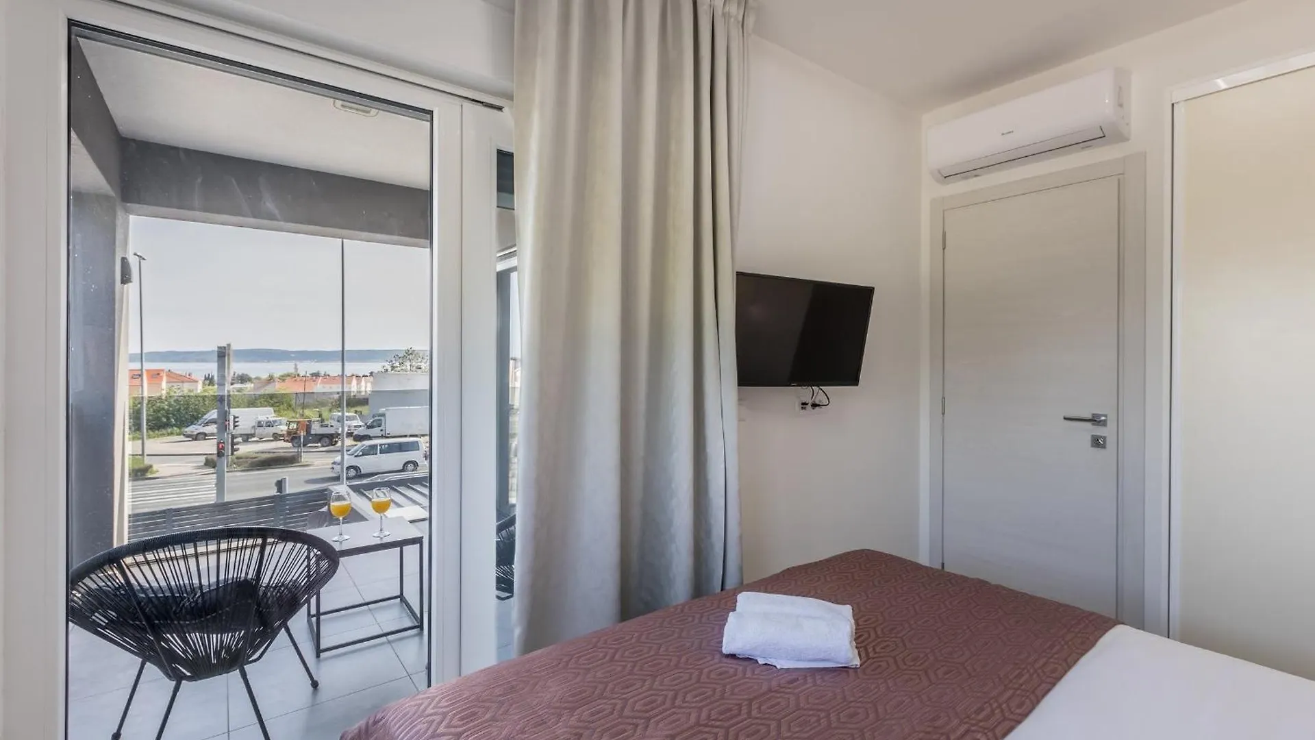 Scenic Kastel Luksic Apartments Kastela 0*,